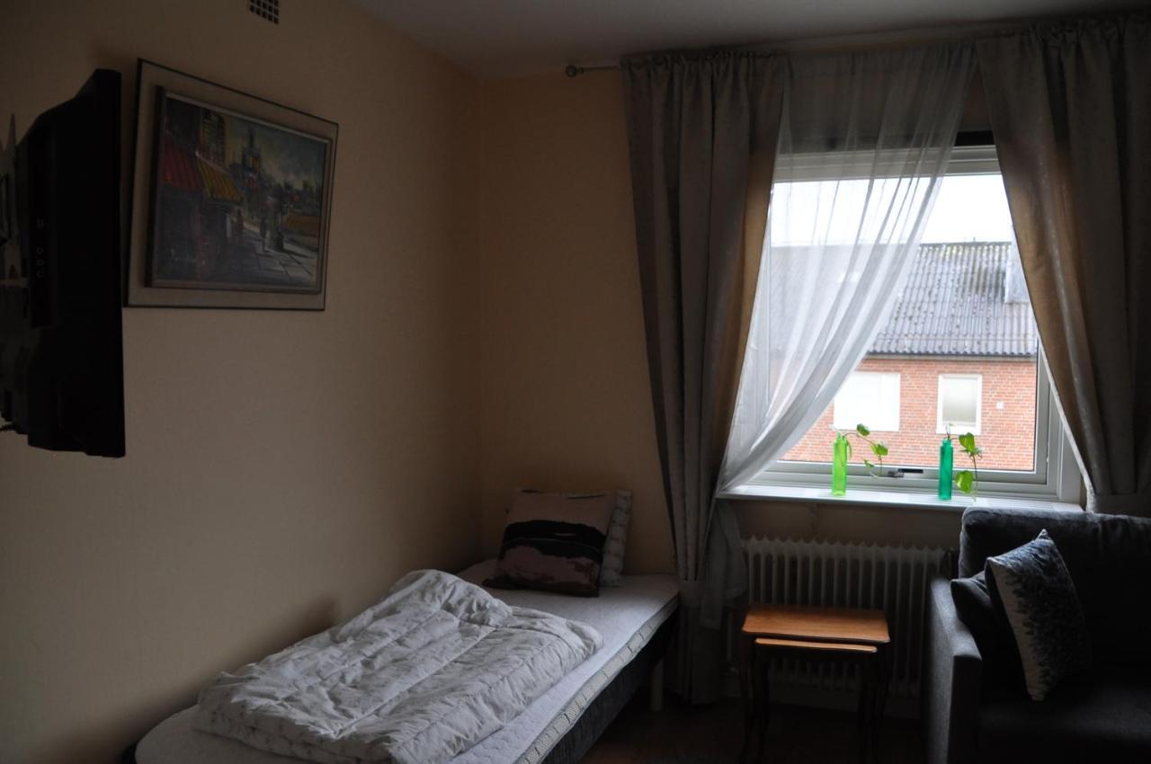 Hostel Roddaren Strömstad Buitenkant foto